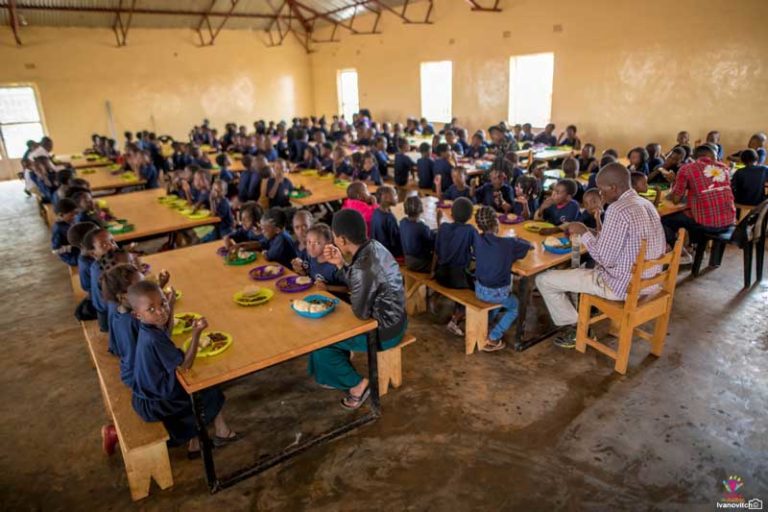 Refeitorio-Malawi-Instituto-Alok-02